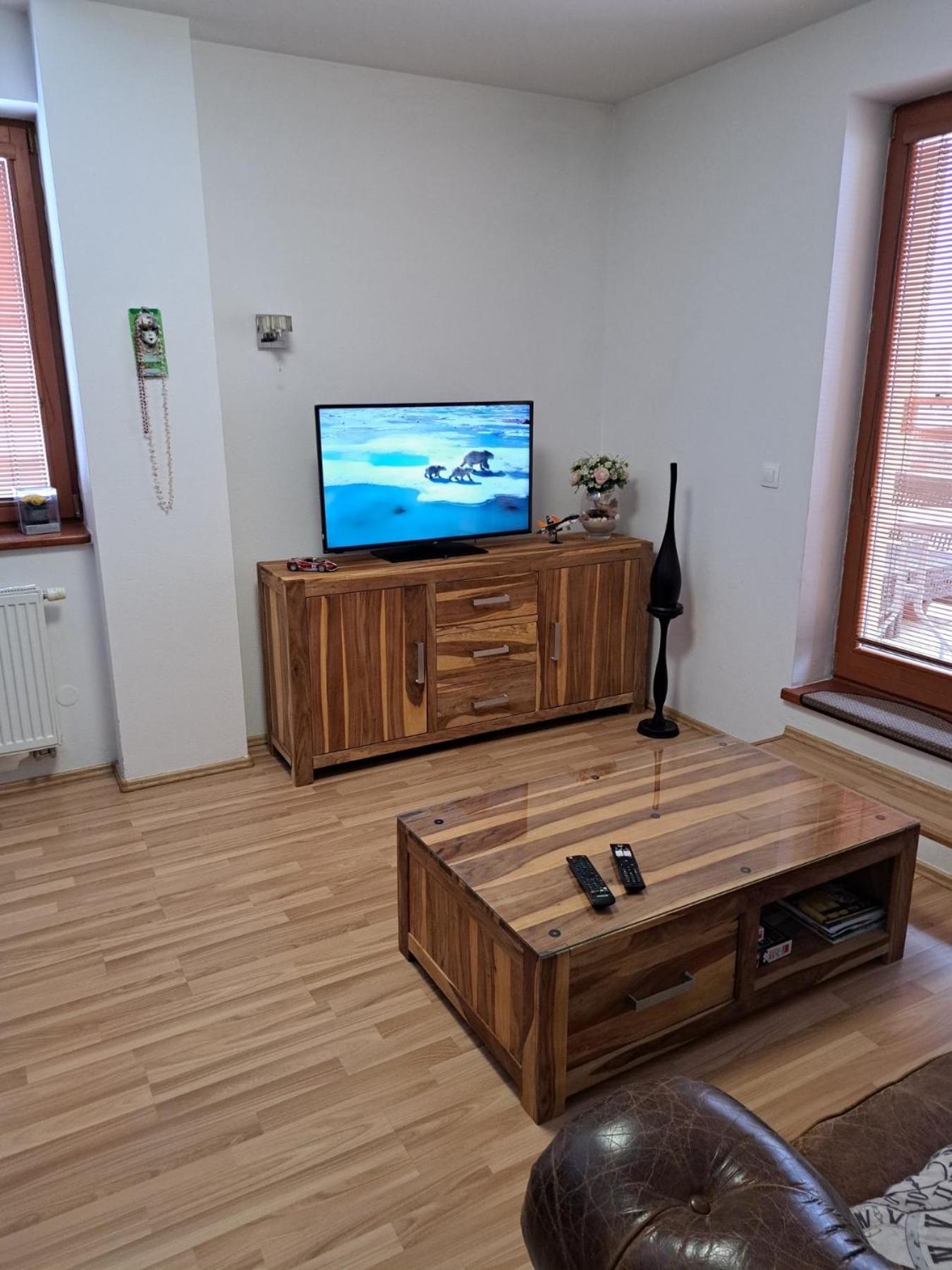 Apartament In The Center Of Poprad-Free Parking Dış mekan fotoğraf